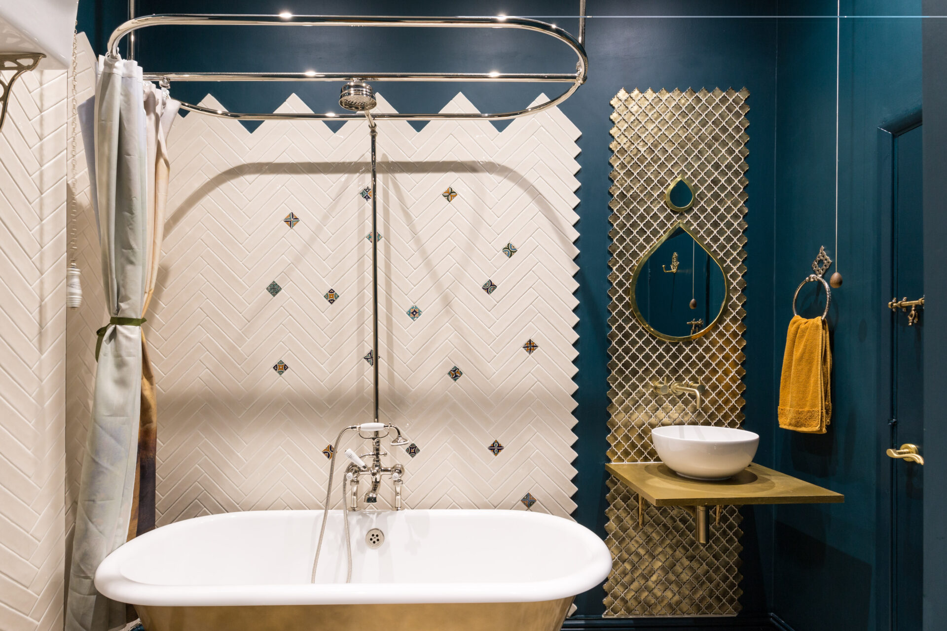 brighton-uk-parker-bathrooms-interior-design-studio-bagno-larnaca
